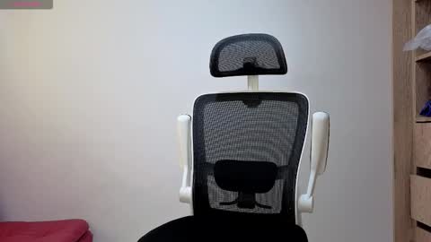 cristopher23  online show from 10-09-25, 02:04