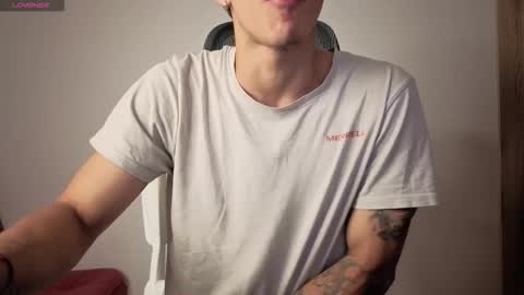 cristopher23  online show from 12-16-25, 09:25