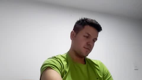 Snapshot of cristopher3042 chatting on 02-09-25, 02:06 cristopher3042 online show from 02-09-25, 02:06