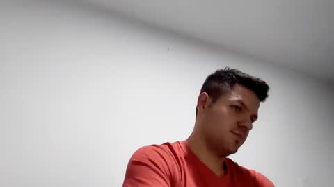 Snapshot of cristopher3042 chatting on 02-14-25, 03:43 cristopher3042 online show from 02-14-25, 03:43