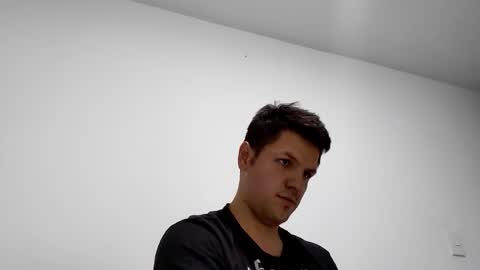 Snapshot of cristopher3042 chatting on 02-25-25, 11:00 cristopher3042 online show from 02-25-25, 11:00