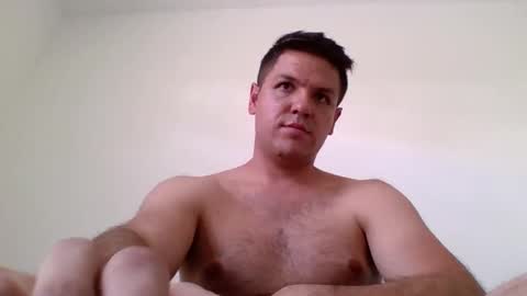 Snapshot of cristopher3042 chatting on 10-14-25, 05:14 cristopher3042 online show from 10-14-25, 05:14