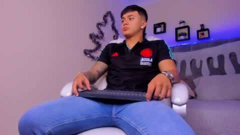 Cristopher online show from 12-20-24, 01:33