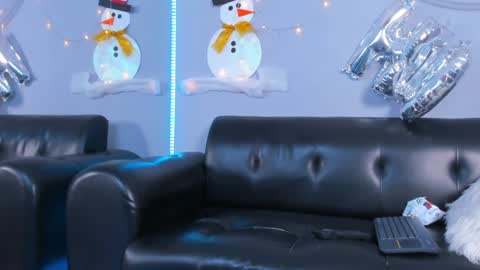 Cristopher online show from 01-03-25, 03:33