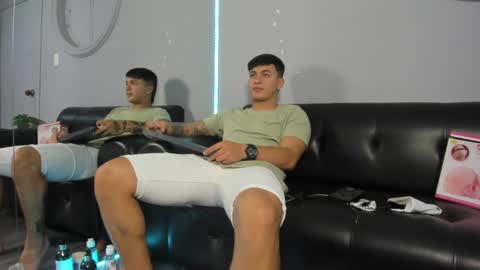 Cristopher online show from 01-22-25, 03:29