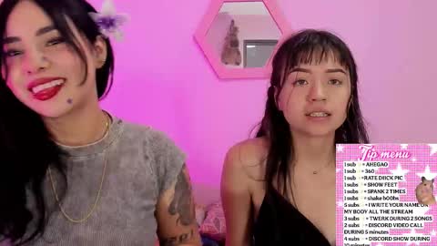 Snapshot of cristtal_fox chatting on 09-14-25, 01:38 Cristtal online show from 09-14-25, 01:38