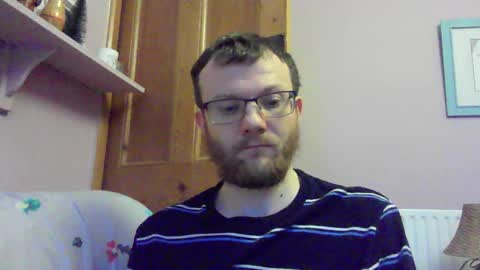 Snapshot of cropper4fun chatting on 12-18-25, 08:31 Cropper online show from 12-18-25, 08:31