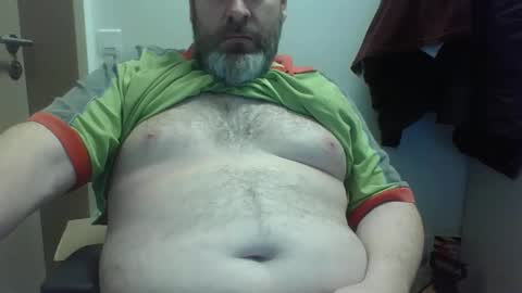 Snapshot of crouch1 chatting on 01-29-25, 08:18 Crouch1 online show from 01-29-25, 08:18