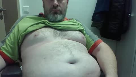 Snapshot of crouch1 chatting on 11-07-25, 08:36 Crouch1 online show from 11-07-25, 08:36