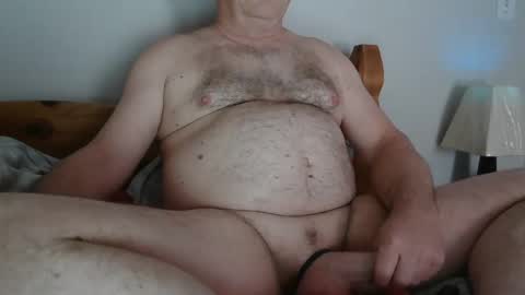 Snapshot of crowbarbi chatting on 12-16-24, 03:11 Crowbarbi online show from 12-16-24, 03:11