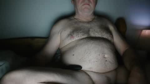 Snapshot of crowbarbi chatting on 01-31-25, 11:46 Crowbarbi online show from 01-31-25, 11:46