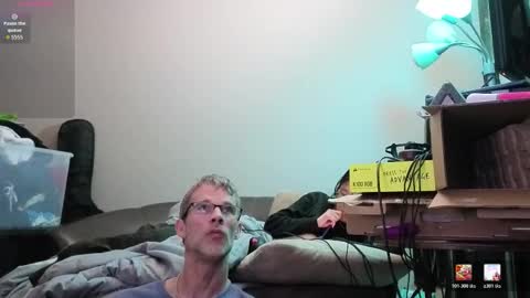 Snapshot of crownandkat chatting on 01-18-26, 09:07 Crownandkat online show from 01-18-26, 09:07