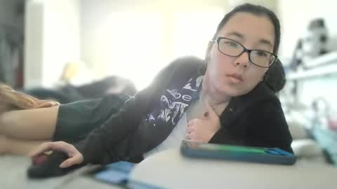 Snapshot of crownandkat chatting on 02-07-26, 09:40 Crownandkat online show from 02-07-26, 09:40