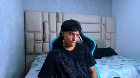 Croy online show from 03-04-26, 06:41