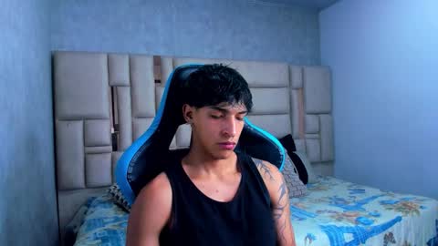 Croy online show from 03-18-26, 06:05