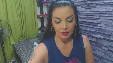 Snapshot of cruela_deviil chatting on 03-08-25, 05:07 cruela_deviil online show from 03-08-25, 05:07
