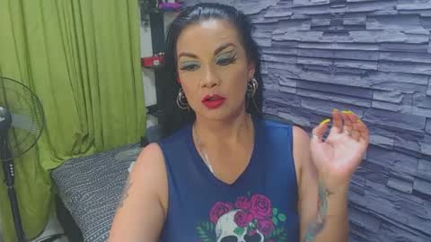 Snapshot of cruela_deviil chatting on 03-08-25, 08:22 cruela_deviil online show from 03-08-25, 08:22