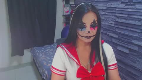 Snapshot of cruela_deviil chatting on 10-20-25, 10:43 cruela_deviil online show from 10-20-25, 10:43