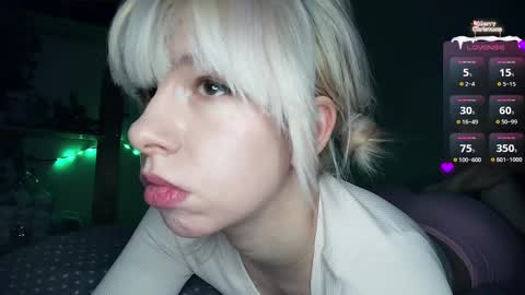 Snapshot of cruellagoth chatting on 01-20-25, 03:18 Cruella online show from 01-20-25, 03:18