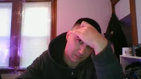 Snapshot of crush380 chatting on 12-06-24, 08:18 Crush380 online show from 12-06-24, 08:18