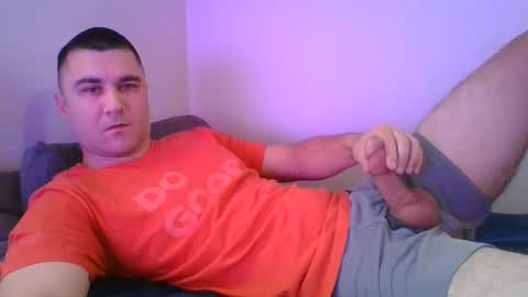 Snapshot of crush380 chatting on 01-28-25, 03:14 Crush380 online show from 01-28-25, 03:14