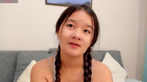 crushbaandicute111 online show from 10-12-25, 02:27