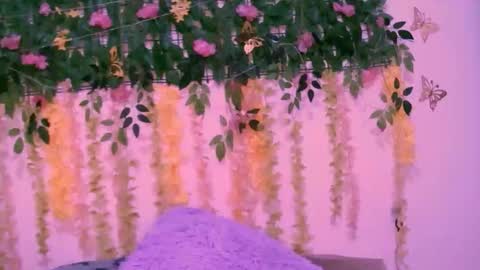 Snapshot of crysrus chatting on 01-08-26, 01:30 crysrus online show from 01-08-26, 01:30