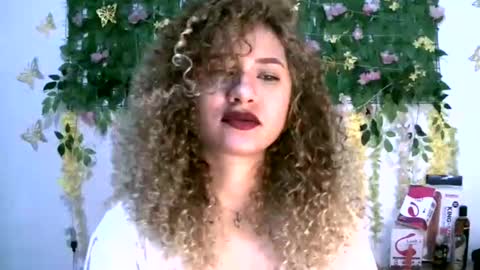 Snapshot of crysrus chatting on 02-22-26, 07:45 crysrus online show from 02-22-26, 07:45