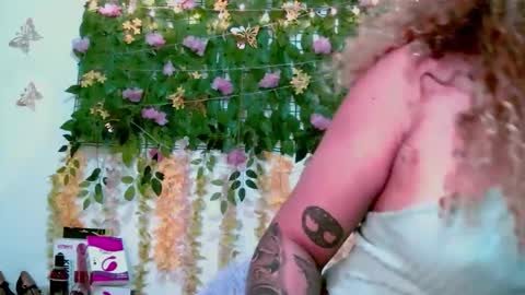 Snapshot of crysrus chatting on 03-01-26, 07:38 crysrus online show from 03-01-26, 07:38