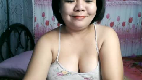 Snapshot of crystal_april chatting on 01-10-25, 02:02 Crys online show from 01-10-25, 02:02