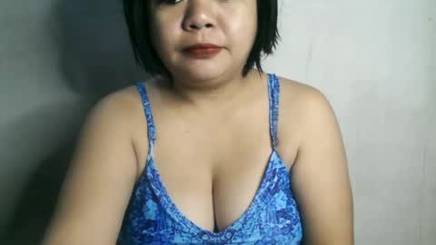 Snapshot of crystal_april chatting on 01-19-25, 01:53 Crys online show from 01-19-25, 01:53