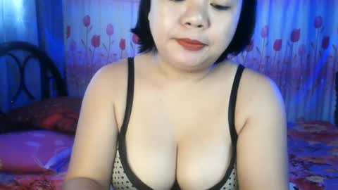 Snapshot of crystal_april chatting on 01-24-25, 03:11 Crys online show from 01-24-25, 03:11