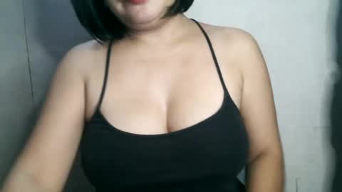 Snapshot of crystal_april chatting on 02-01-25, 02:26 Crys online show from 02-01-25, 02:26