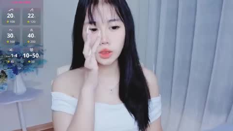 crystal_lea online show from 10-11-25, 01:05