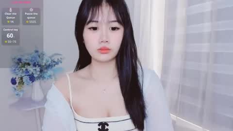 crystal_lea online show from 10-20-25, 01:17