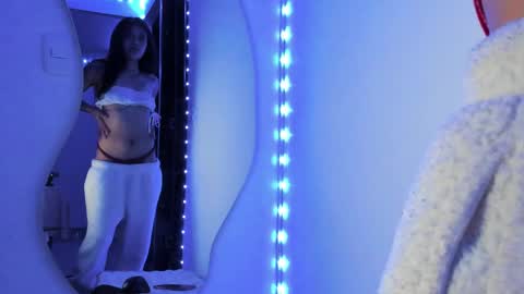 Snapshot of crystal_rainers chatting on 12-03-24, 09:11 crystal_rainers online show from 12-03-24, 09:11