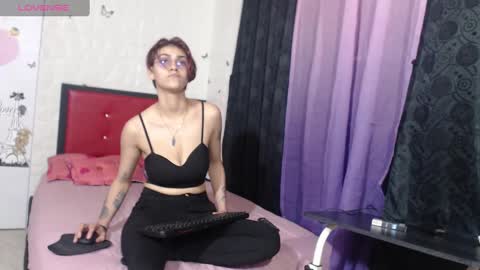 Crystal Blaze online show from 01-11-25, 08:54