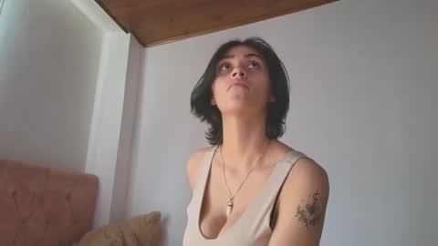 Crystal Blaze online show from 10-02-25, 03:52