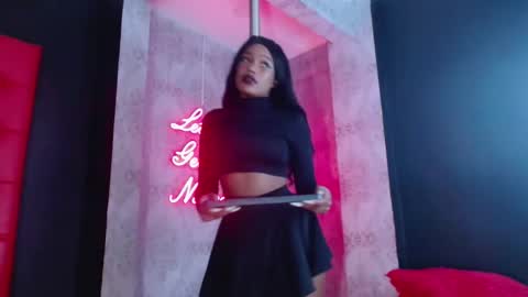 Crystal online show from 11-28-25, 10:56