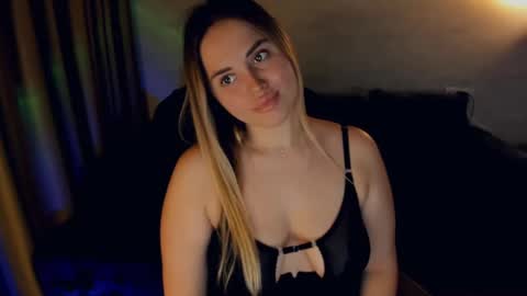 crystalemily online show from 02-17-25, 08:04