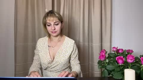 Snapshot of crystalfever_ chatting on 06-24-26, 08:30 Mary online show from 06-24-26, 08:30