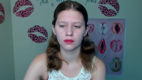 Stella online show from 12-15-25, 07:01