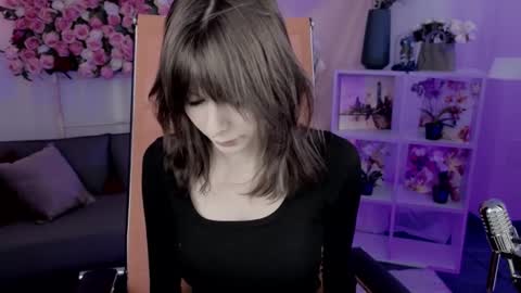 Snapshot of crystallbloom chatting on 02-23-26, 01:08 crystallbloom online show from 02-23-26, 01:08