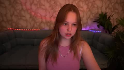 crystallpaws_ online show from 10-13-25, 07:14