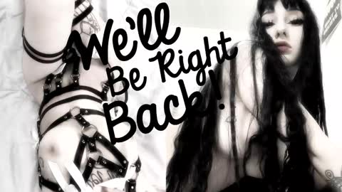 Sasha    Make me moan with patterns   good music here  online show from 10-14-25, 01:17