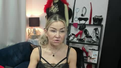 CrystalHotty online show from 04-09-26, 05:29