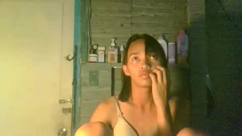 Snapshot of csiscar9 chatting on 11-16-25, 04:34 Lauren online show from 11-16-25, 04:34