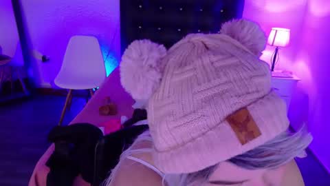 cuckoldlover69_ online show from 02-11-25, 03:40