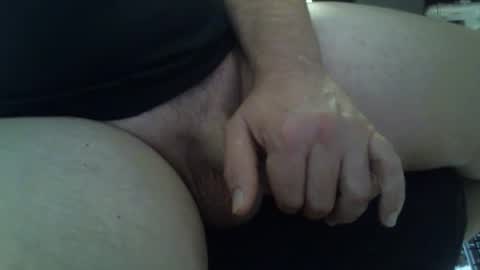 Snapshot of cuddlebeardeluxe chatting on 12-18-25, 06:25 cuddlebeardeluxe online show from 12-18-25, 06:25