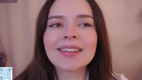 Ellie online show from 10-24-25, 04:14